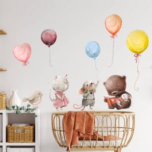 nalepky nad postielku zvieratka s balonmi v pastelovych farbach