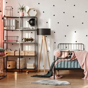 trojuholniky na stenu