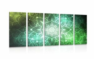 5 dielny obraz mandala s galaktickym pozadim v odtienoch zelenej